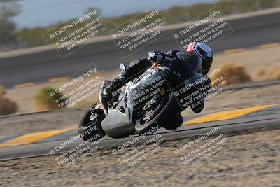 media/Dec-18-2022-SoCal Trackdays (Sun) [[8099a50955]]/Turn 14 (940am)/